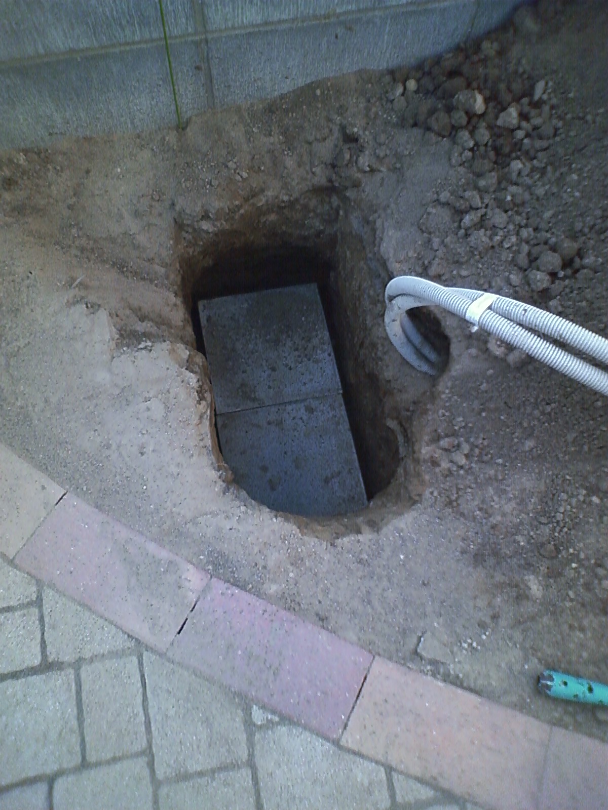 DIY Dig a hole