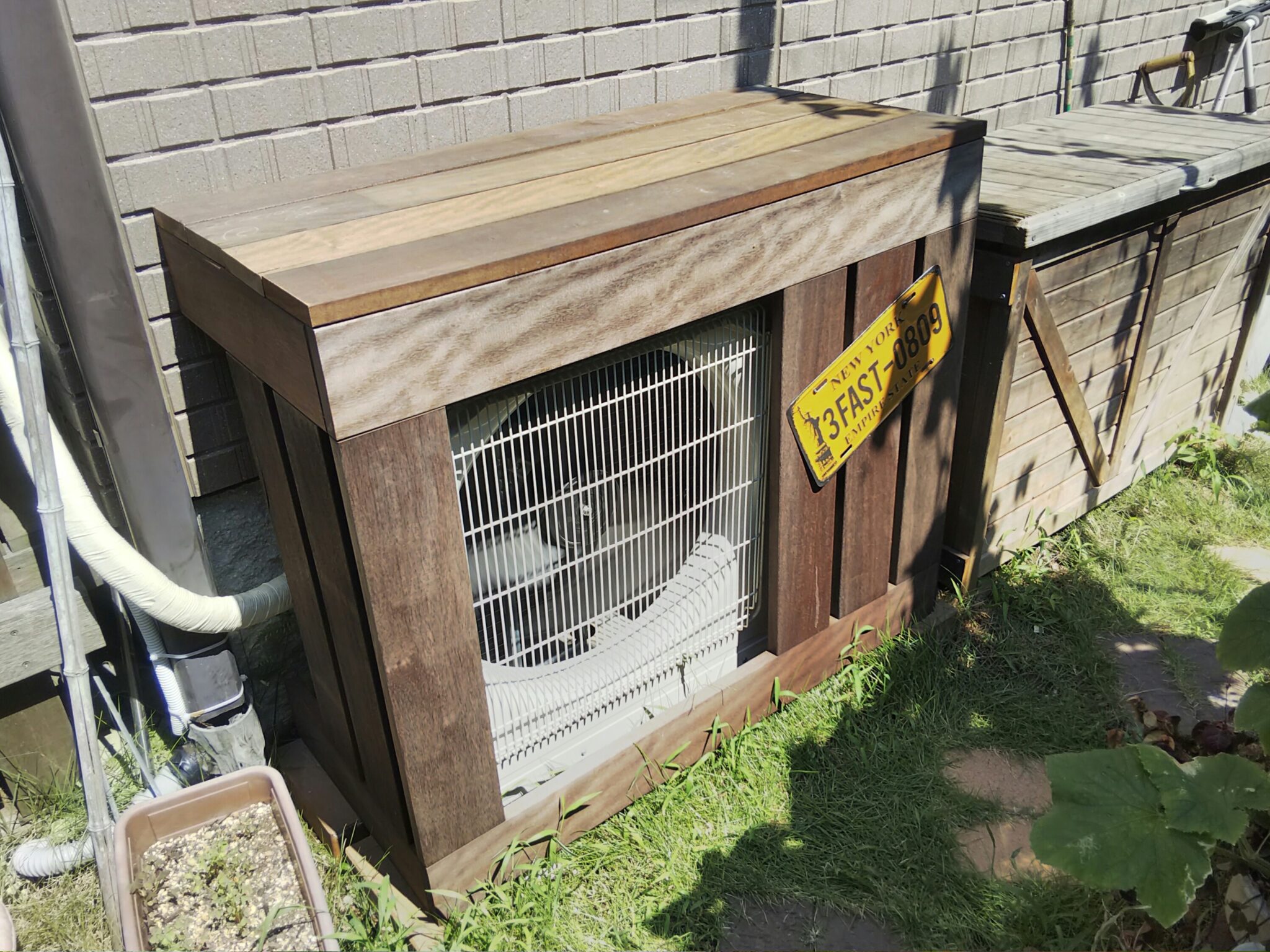 [DIY] エアコン室外機カバー 作り方 – 木材でオシャレに | Studio TOUCAN
