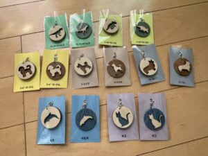 [プチDIY] キーホルダー 作り方 – 合板をレーザー加工